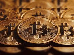 Bitcoin Slips Ahead of U.S. Inflation Data — Risk Appetite Fades Across Crypto Markets