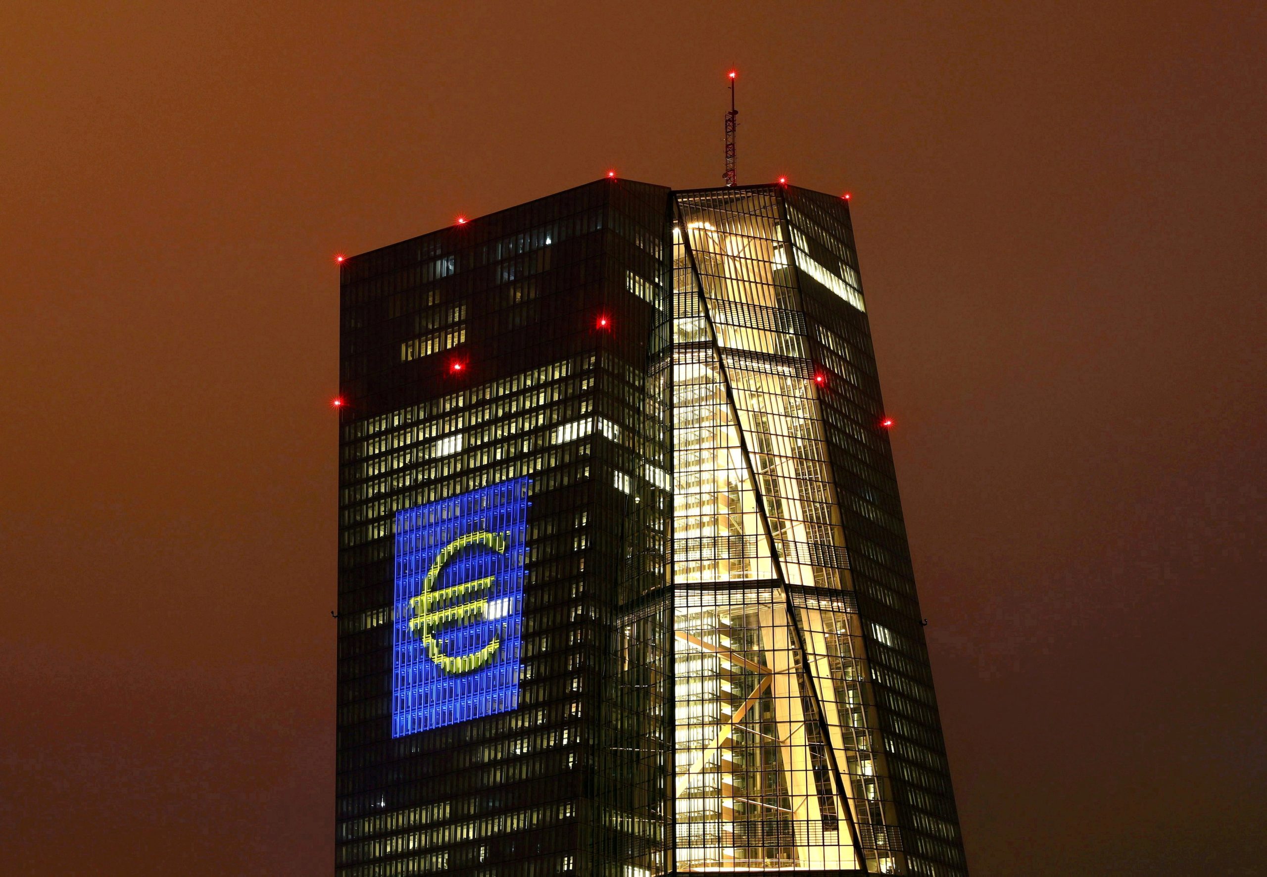 . ECB Chief Sets Sights on Stablecoin Risks and Tighter Oversight