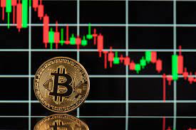 Crypto Market Eyes Risk as U.S. Government Shutdown Threatens Regulatory Momentum